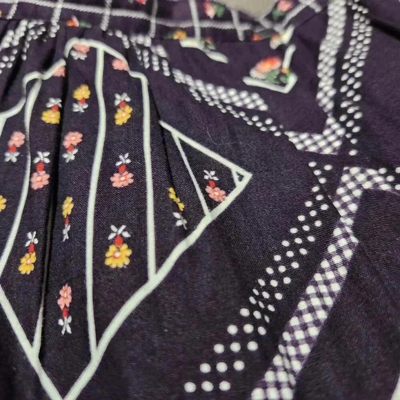 Vintage Navy and Pink Floral Midi Skirt - Picture 12 of 14